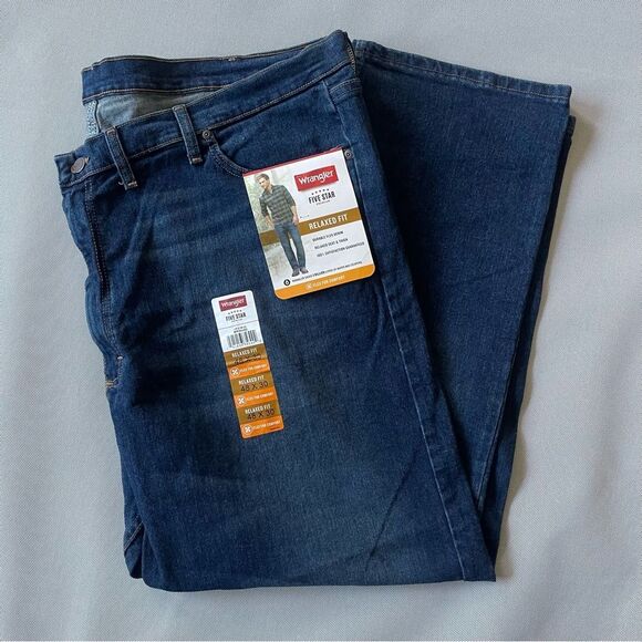 Wrangler NWT Relaxed Fit Denim Jeans New Men’s Size 48x30 - Picture 1 of 4